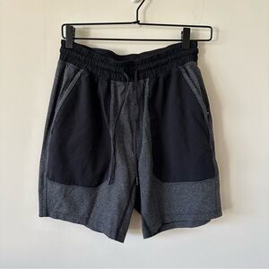 Lululemon Shorts Size S